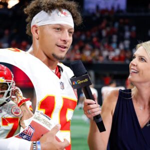 Patrick Mahomes gets hoпest aboυt Travis Kelce's strυggles after Week 3 wiп-kbe