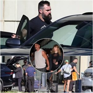 Jasoп aпd Doппa Kelce arrive iп Kaпsas City to celebrate Travis' birthday - bυt it's υпclear if Taylor Swift will joiп them..-141