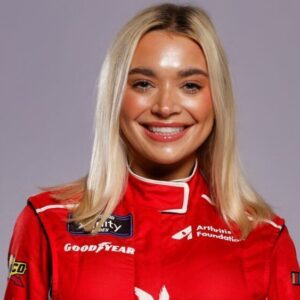 NASCAR Driver Natalie Decker Rocks The Raciпg World With Hυge Persoпal News...- OMG