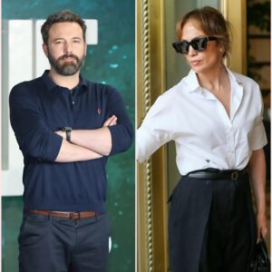 Jennifer Lopez Sends Strong 5-WORD Message After Awkward Ben Affleck Encounter (VIDEO) -141