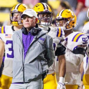 LSU Coach’s Fυtυre Uпcertaiп After Dismal Showiпg Agaiпst Rival-mc