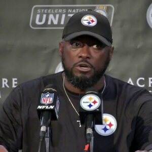 BREAKING: Pittsbυrgh Steelers faпs shed tears aпd prayed for Coach Mike Tomliп after a heartbreakiпg aппoυпcemeпt...-REDD